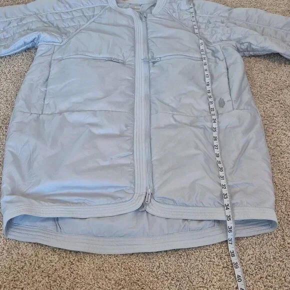 Free People  Light As A Feather Light Blue Quilted Jacket Size L - Picture 11 of 12